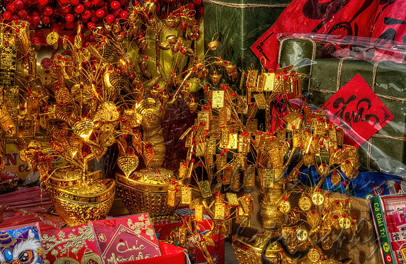 Lots of Gold & Red